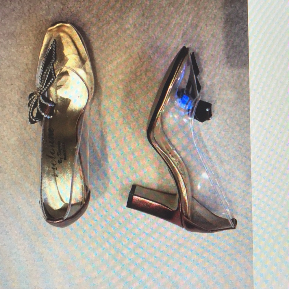 Heels - Picture 2 of 8